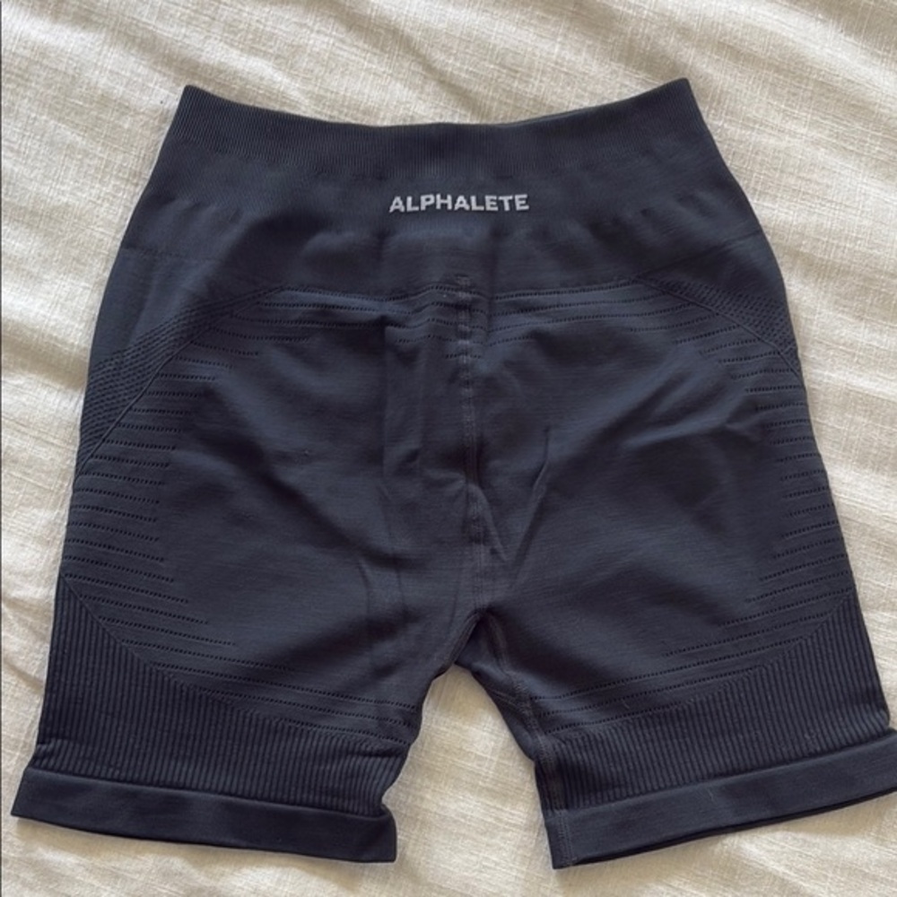 Alphalete Black Seamless Compression Bike Shorts